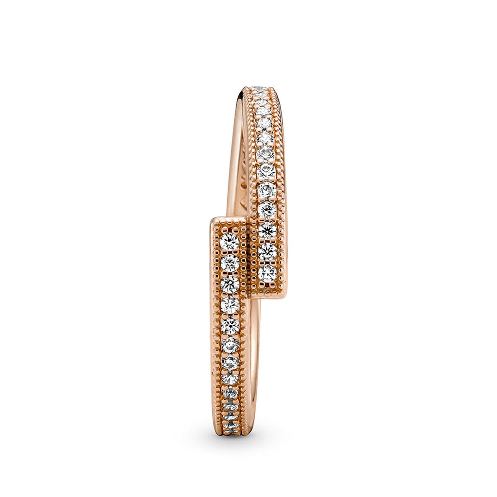 Pandora Sparkling Overlapping Ring